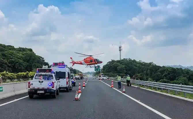 繁峙高速公路汽车救援案例